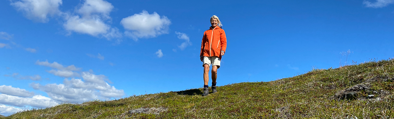 På cykel, till fots och med skidor