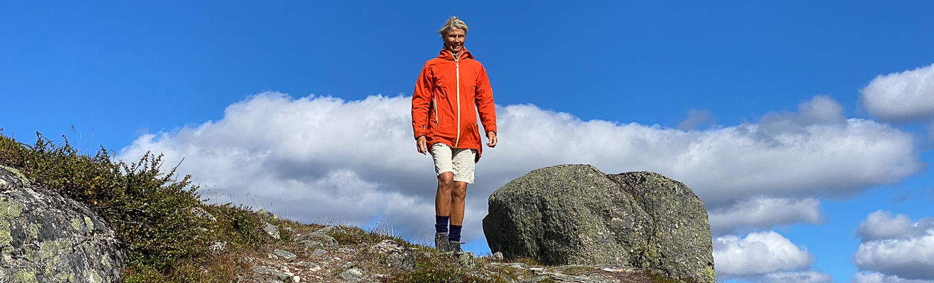 På cykel, till fots och med skidor