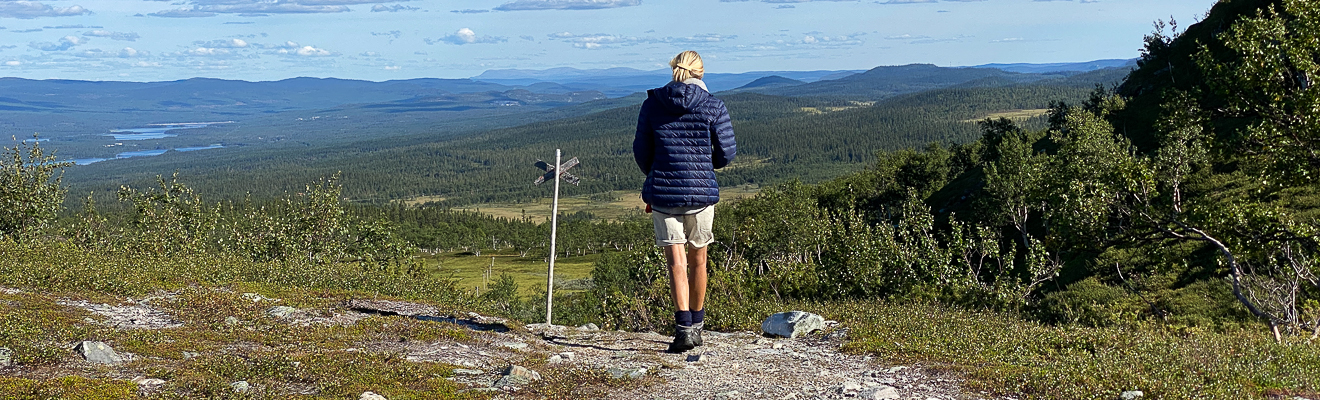 På cykel, till fots och med skidor