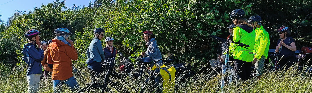 På cykel, till fots och med skidor